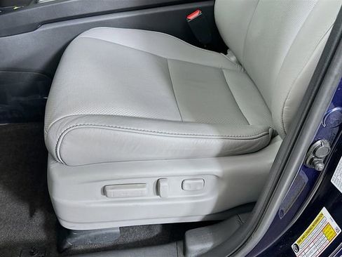 Certified 2024 Honda Passport EX-L image 29