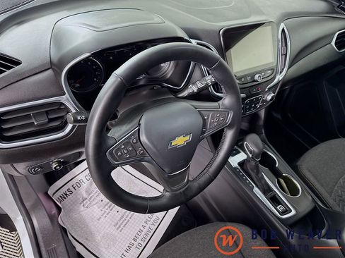 Used 2024 Chevrolet Equinox LT AWD/4WD image 11