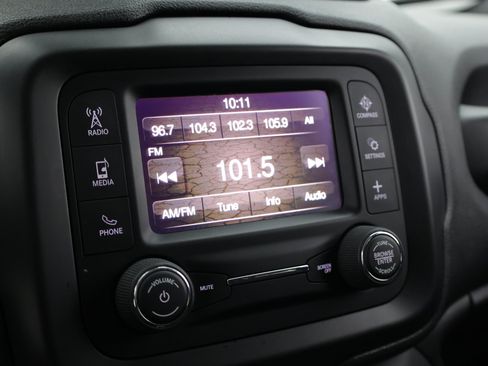 Used 2019 Jeep Renegade Sport w/ Sport Appearance Group FWD image 24