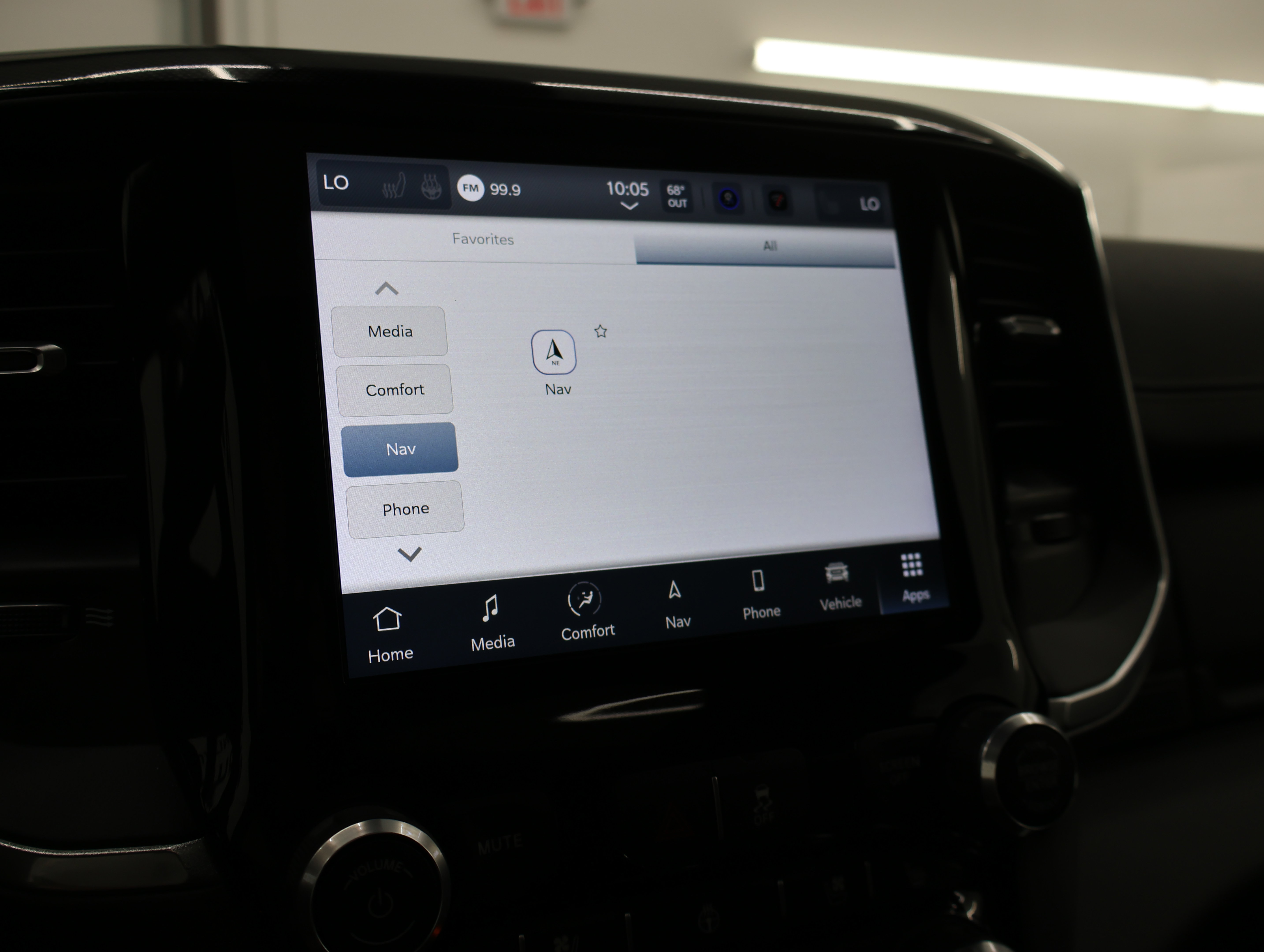 Used 2022 RAM 2500 Laramie w/ Night Edition AWD/4WD image 70