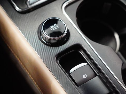 Used 2024 Lincoln Corsair FWD image 26