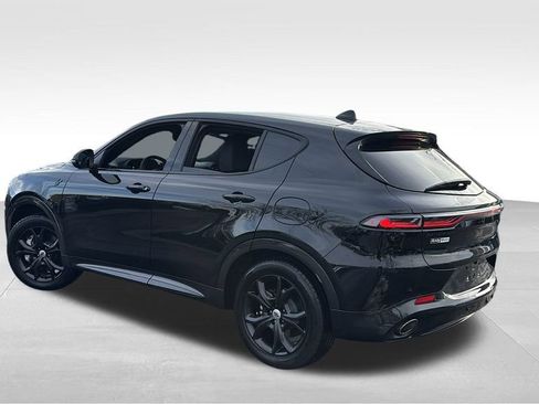 Used 2024 Dodge Hornet R/T w/ R/T Blacktop Package image 5