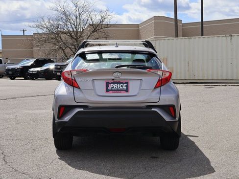 Used 2018 Toyota C-HR XLE FWD image 7