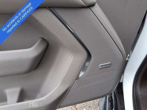 Used 2022 Chevrolet Tahoe LT w/ Luxury Package image 17