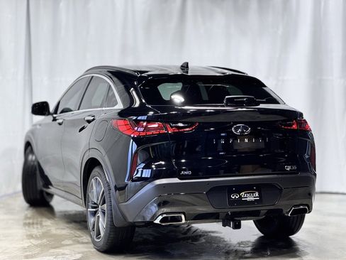 Used 2023 INFINITI QX55 Essential w/ Cargo Package image 4