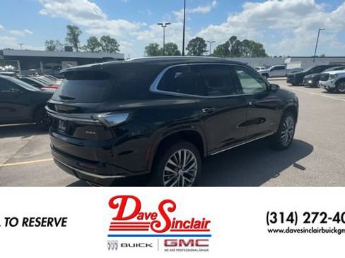 New 2026 Buick Enclave Avenir w/ Super Cruise Package FWD image 8
