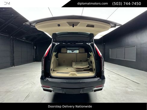 Used 2022 Cadillac Escalade ESV Premium Luxury w/ LPO, Floor Liner Package image 49