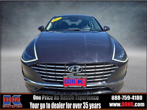Used 2023 Hyundai Sonata Limited w/ Cargo Package FWD image 3