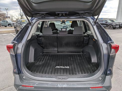 Used 2020 Toyota RAV4 XLE w/ All Weather Liner Package image 21