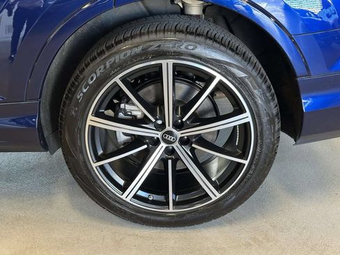 Certified 2022 Audi Q7 3.0T Premium Plus w/ Premium Plus Package AWD/4WD image 9