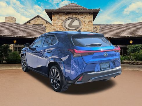Certified 2025 Lexus UX 300h BASE image 3