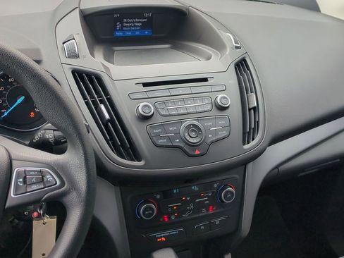 Used 2018 Ford Escape SE image 29