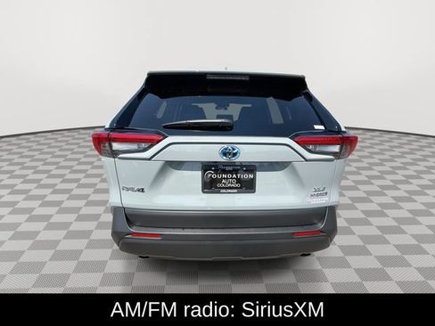 Used 2021 Toyota RAV4 XLE w/ XLE Grade Weather Package AWD/4WD image 8