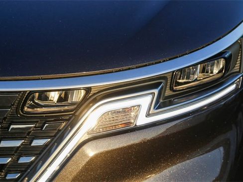 Used 2024 Kia Carnival SX image 5