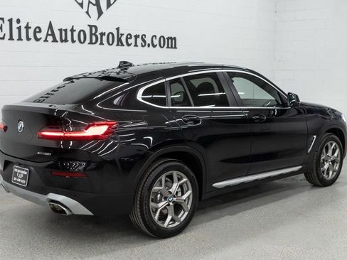 Used 2025 BMW X4 xDrive30i image 6