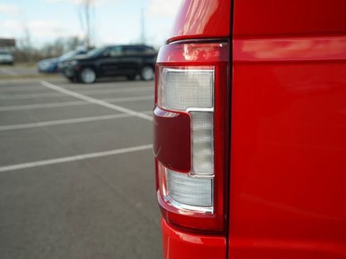 Used 2021 Ford F150 Lariat image 39