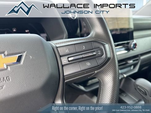 Used 2023 Chevrolet Colorado W/T RWD image 28