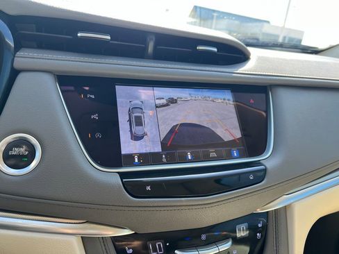 Used 2023 Cadillac XT5 Premium Luxury w/ Technology Package FWD image 31