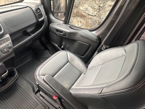 Used 2024 RAM ProMaster 3500 w/ Quick Order Package 22H SLT+ image 17