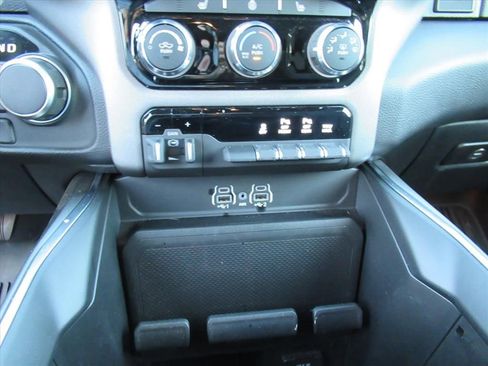 Used 2025 RAM 1500 Big Horn image 24