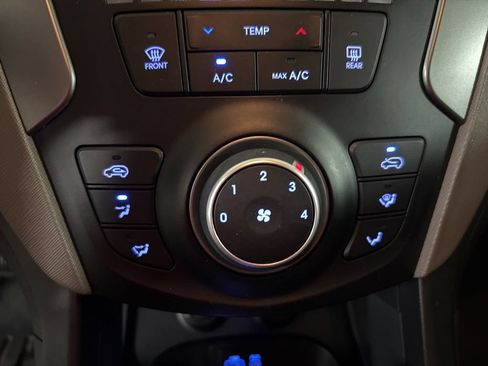 Used 2018 Hyundai Santa Fe Sport AWD/4WD image 20
