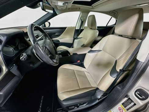 Used 2019 Lexus ES 350 w/ Premium Package FWD image 25