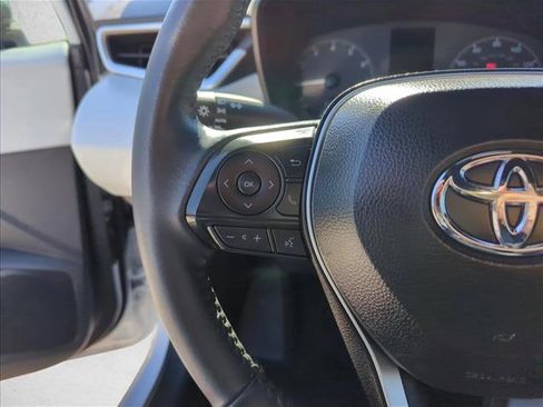 Used 2024 Toyota Corolla SE image 16