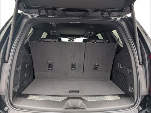 Used 2023 GMC Yukon Denali image 22