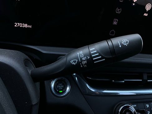 Used 2025 Buick Envista Preferred image 36