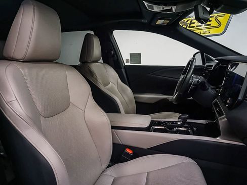 Used 2023 Lexus RX 350 Premium Plus w/ Cold Area Package image 17