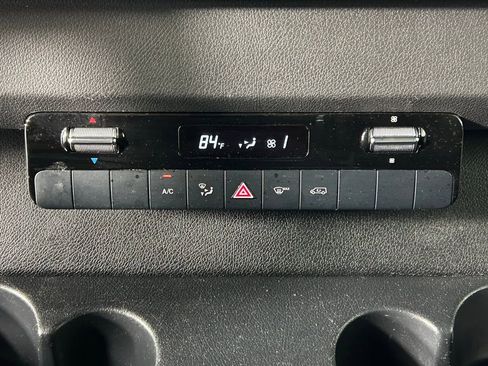 Used 2024 Mercedes-Benz Sprinter 2500 image 20