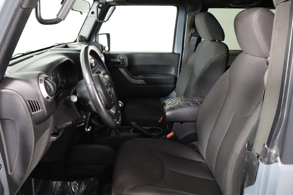 Used 2014 Jeep Wrangler Sport w/ Connectivity Group AWD/4WD image 14