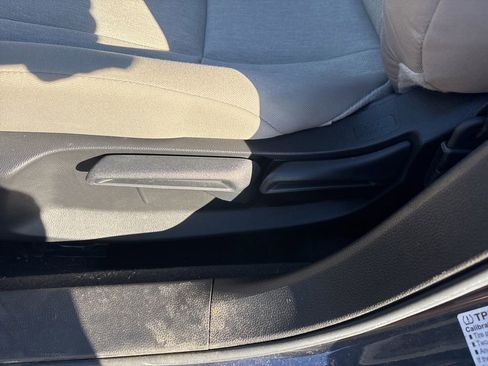 Used 2025 Honda Accord LX image 15