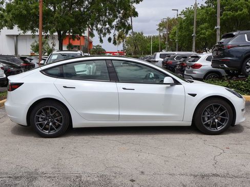 Used 2023 Tesla Model 3 Standard Range RWD image 18