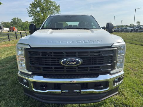 New 2026 Ford F250 XL w/ XL Chrome Package AWD/4WD image 2