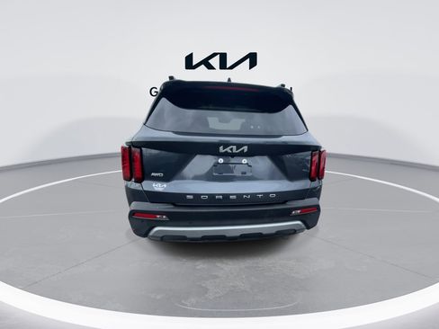 Certified 2022 Kia Sorento X-Line EX image 7