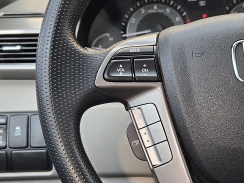 Used 2016 Honda Odyssey SE image 38