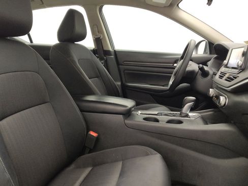 Used 2021 Nissan Altima 2.5 S FWD image 21