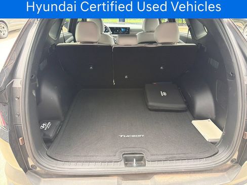 Certified 2025 Hyundai Tucson Limited FWD image 19