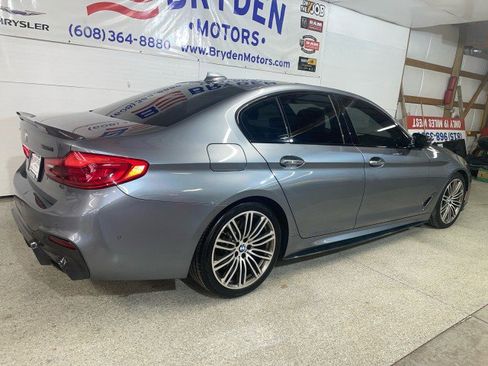 Used 2018 BMW M550i xDrive image 2