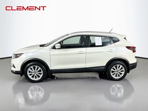 Used 2020 Nissan Rogue Sport SV w/ All-Weather Package AWD/4WD image 5
