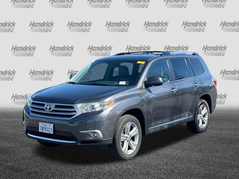 Used 2013 Toyota Highlander Limited image 9
