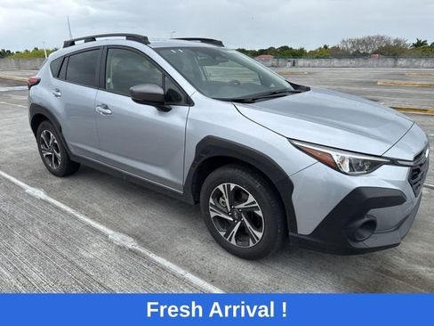 Used 2025 Subaru Crosstrek 2.0i Premium image 13