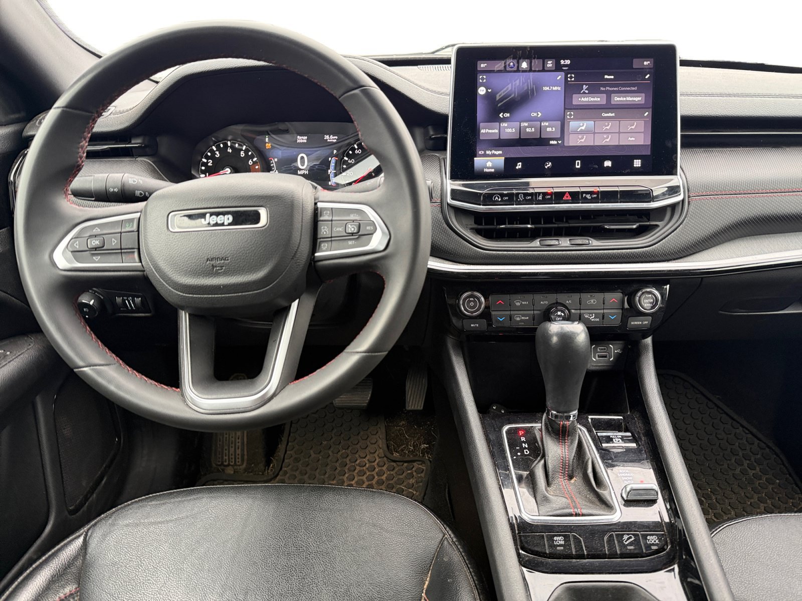 Used 2023 Jeep Compass Trailhawk AWD/4WD image 11