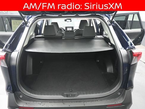 Used 2022 Toyota RAV4 XLE image 19