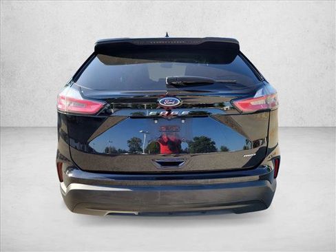 Used 2023 Ford Edge SE AWD/4WD image 6
