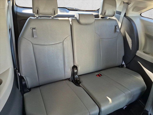Used 2023 Toyota Sienna XLE w/ XLE Plus Package AWD/4WD image 22