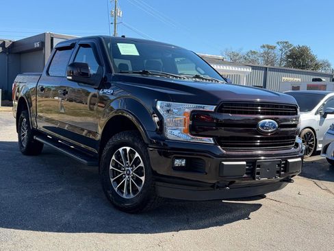 Used 2018 Ford F150 Lariat image 2