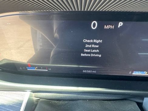 Used 2024 Jeep Wagoneer L Series II w/ Flexible Seating Group RWD image 12