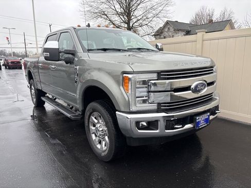 Used 2019 Ford F350 Lariat w/ Lariat Ultimate Package image 2